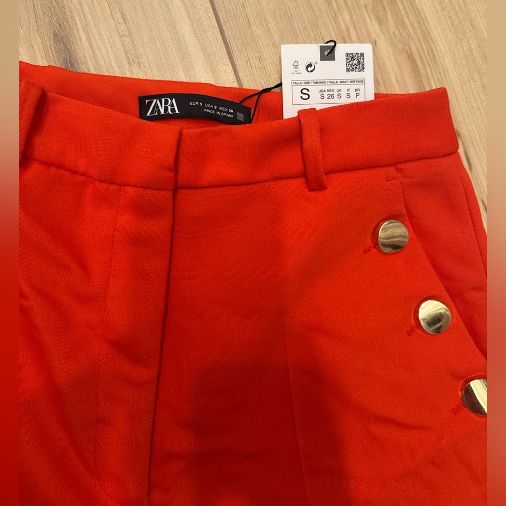 NWT Zara High Waist Orange Shorts with Gold Accents - Picture 5 of 6